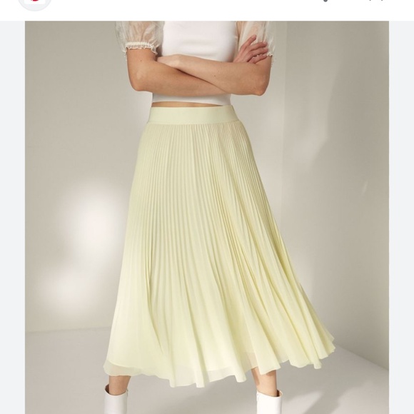 Aritzia Wilfred twirl skirt pale yellow size small - Picture 1 of 5
